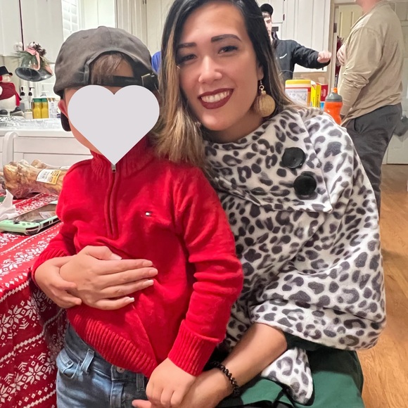 🖤leopard print fleece cape🖤 - Picture 3 of 4